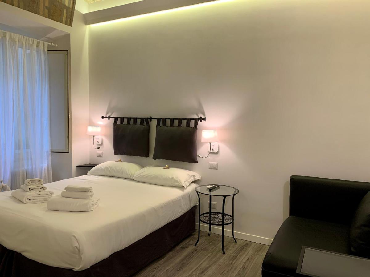 Luxury Near Colosseum 2* Roma